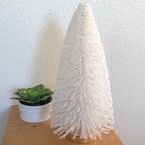 White Sparkly Bottle Brush Tree